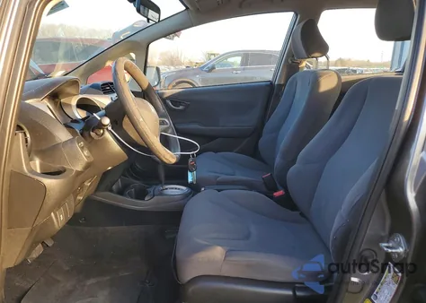 2013 Honda Fit из США, поврежденный, VIN JHMGE8H31DC012531